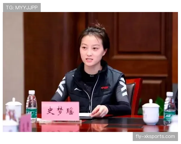 史梦瑶训练完顺手买了块表，价格够我交十年房租
